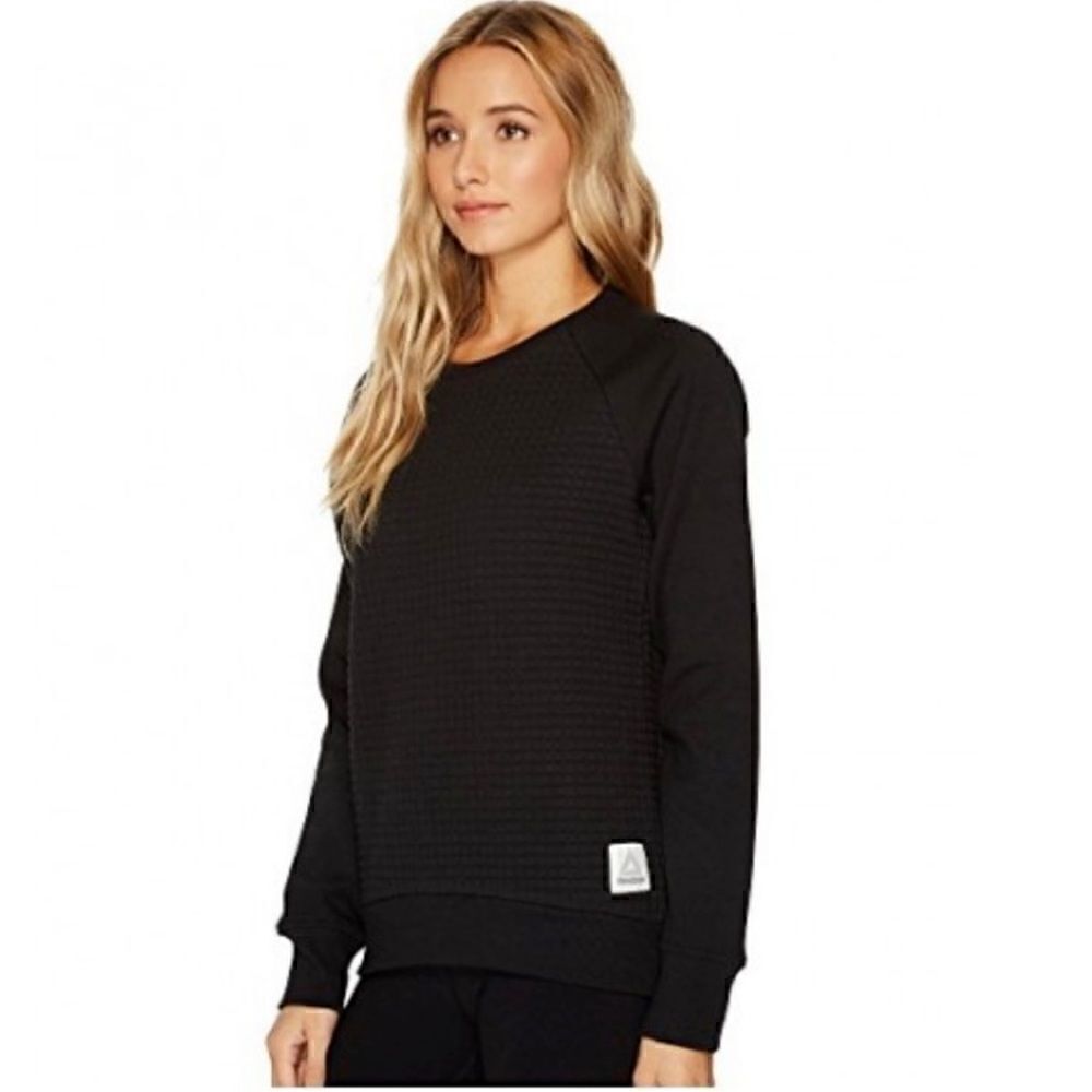 Reebok quilted crew neck pullover sweater, black, size small